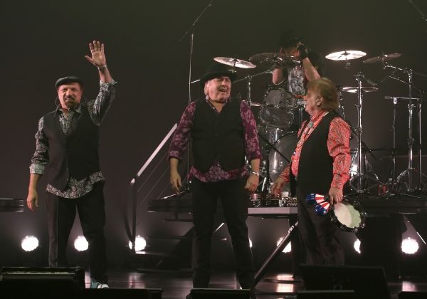 Felix Cavalierei, Gene Cornish, Dino Danelli and Eddie Brigati Photo