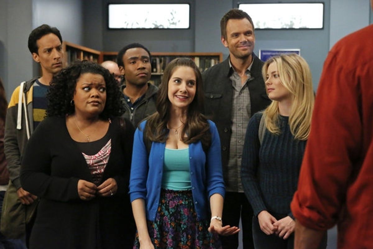 Danny Pudi, Yvette Nicole Brown, Donald Glover, Alison Brie, Joel McHale, Gillian Jacobs at 
