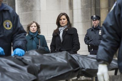 Carrie Coon, Mariska Hargitay Photo