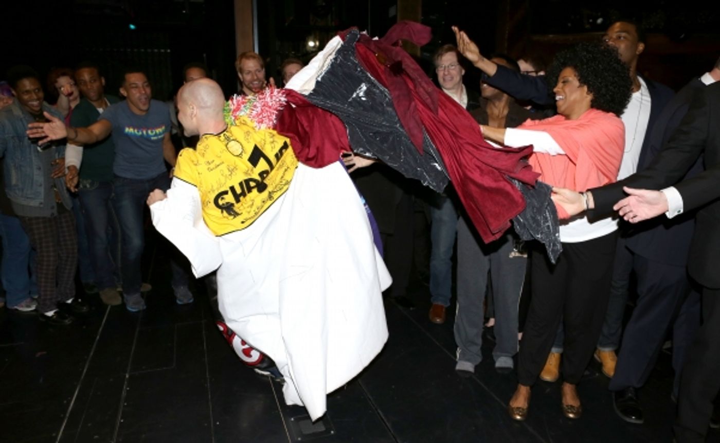 Photo Coverage: Inside MOTOWN's Gypsy Robe Ceremony  Image