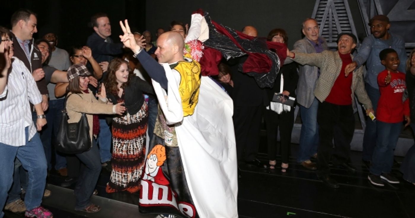 Photo Coverage: Inside MOTOWN's Gypsy Robe Ceremony  Image