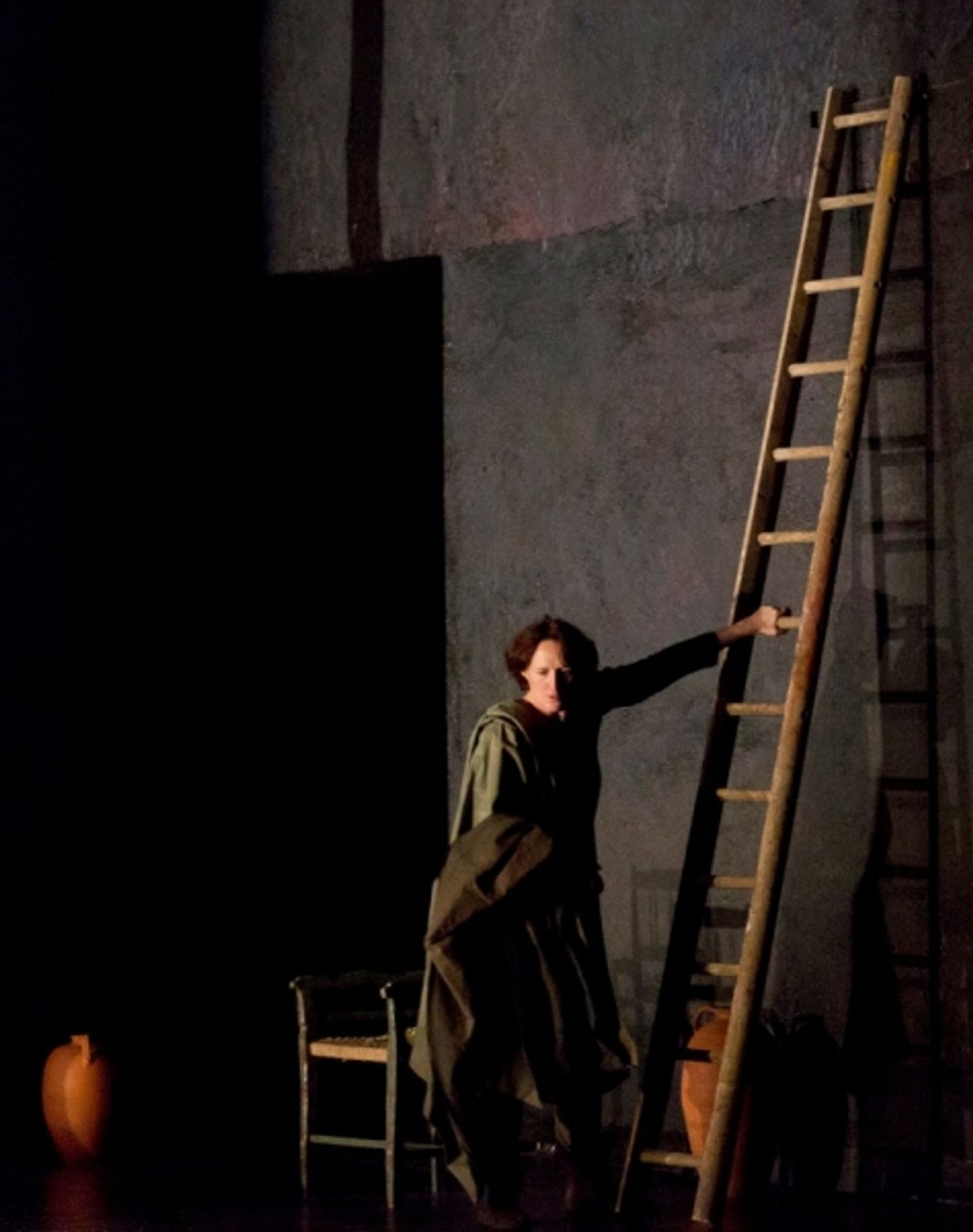 Photo Flash: First Look at Fiona Shaw in THE TESTAMENT OF MARY  Image