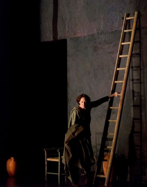 Fiona Shaw Photo