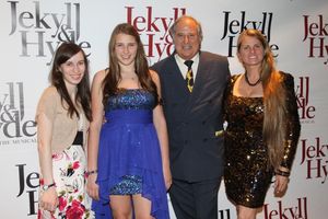 Alyssa Renzi, Leah Lane, Bonnie Comley and Stewart F. Lane @ BroadwayWorld Alyssa Renzi, Leah Lane, Bonnie Comley and Stewart F. Lane Photo