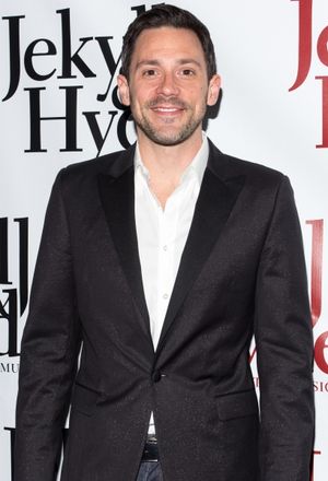 Steve Kazee @ BroadwayWorld Steve Kazee Photo