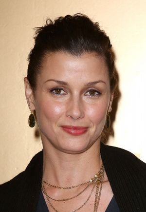 Bridget Moynhahan @ BroadwayWorld Bridget Moynhahan Photo
