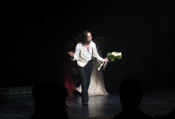 Photo Coverage: JEKYLL & HYDE Back on Broadway - Opening Night Curtain Call — photo 15 of 16
