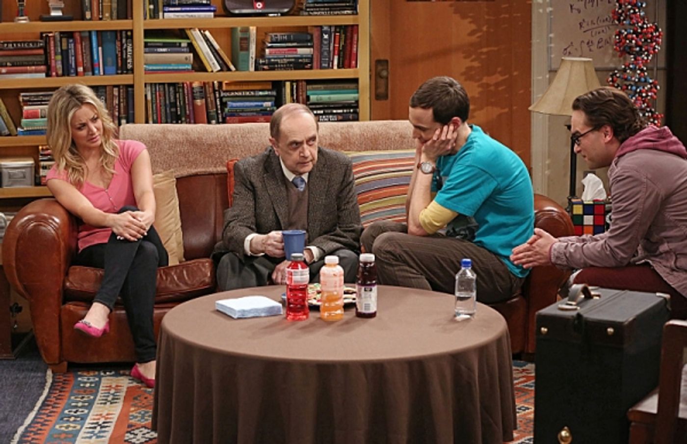 Photo Flash: First Look - Bob Newhart Guest Stars on THE BIG BANG THEORY, 5/2  Image