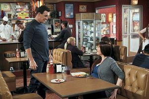 Sara Rue, Patrick Warburton Photo
