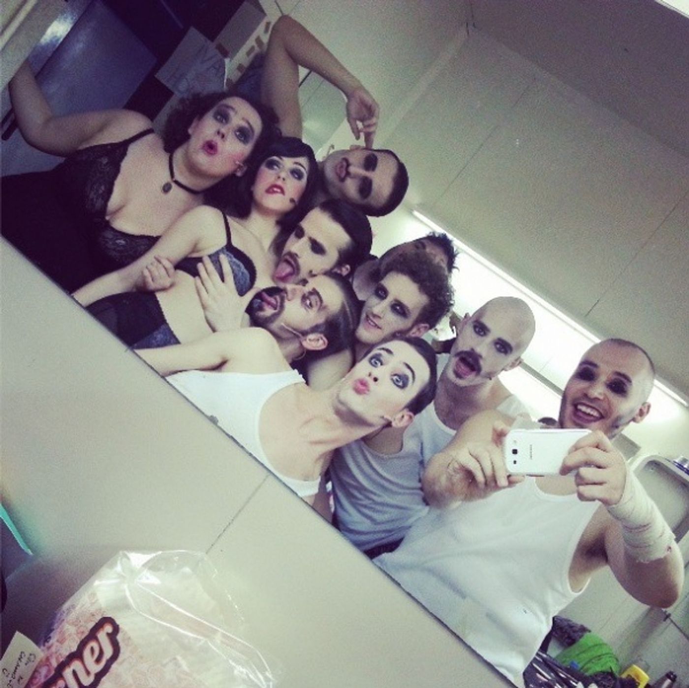 Photo Flash: Saturday Intermission Pics, April 20 - BOOK OF MORMON, JERSEY BOYS and More Send Love to Boston! Image