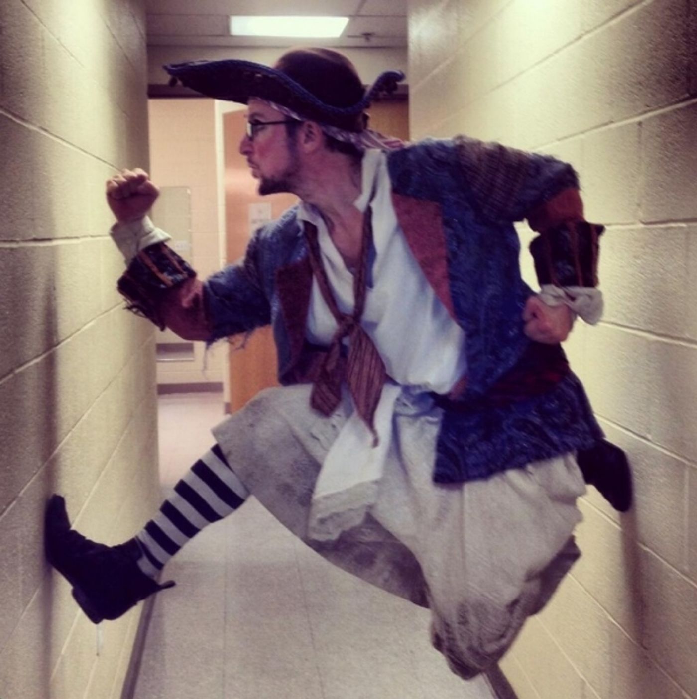 Photo Flash: Saturday Intermission Pics, April 20, Part 2 - NEWSIES, ONCE Send More Love to Boston & First SIP from Paper Mill's 'MODERN MILLIE'!  Image