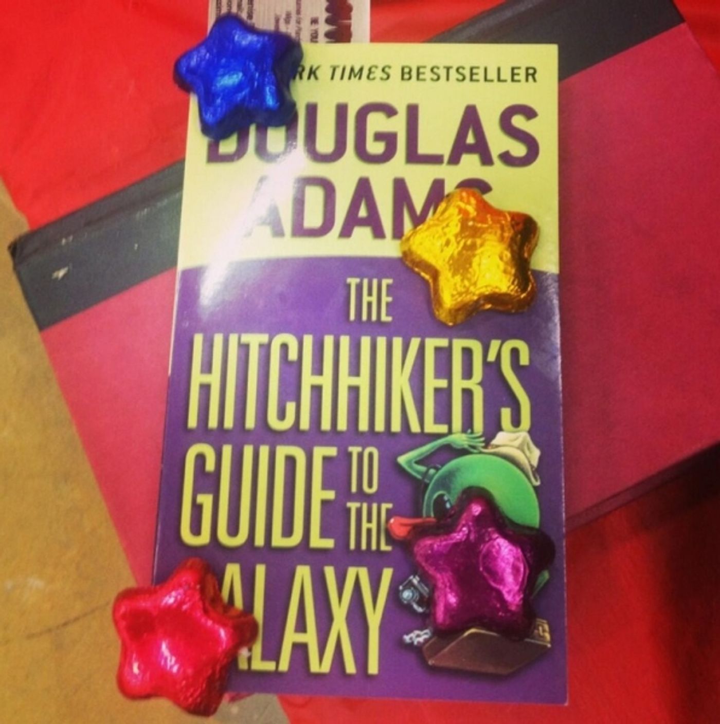 Photo Flash: Saturday Intermission Pics, April 20, Part 2 - NEWSIES, ONCE Send More Love to Boston & First SIP from Paper Mill's 'MODERN MILLIE'!  Image