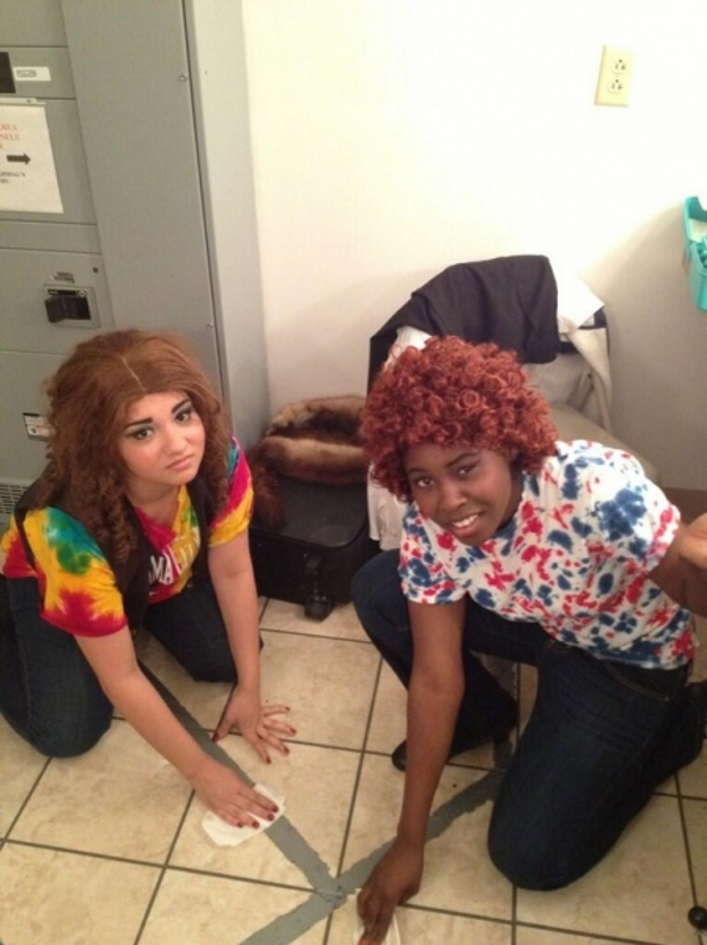 Photo Flash: Saturday Intermission Pics, April 20, Part 2 - NEWSIES, ONCE Send More Love to Boston & First SIP from Paper Mill's 'MODERN MILLIE'!  Image