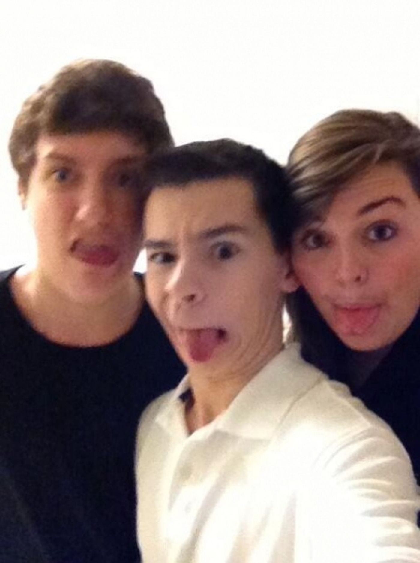 Photo Flash: Saturday Intermission Pics, April 20, Part 2 - NEWSIES, ONCE Send More Love to Boston & First SIP from Paper Mill's 'MODERN MILLIE'!  Image