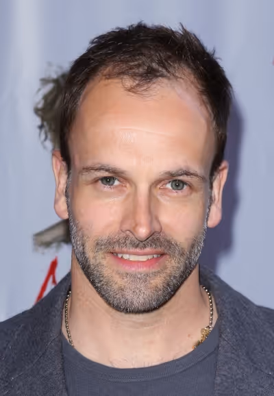Jonny Lee Miller  Photo