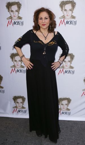 Kathy Najimy Photo