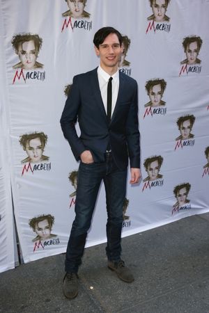 Cory Michael Smith  Photo