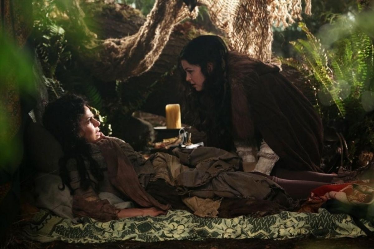 Lana Parrilla, Ginnifer Goodwin