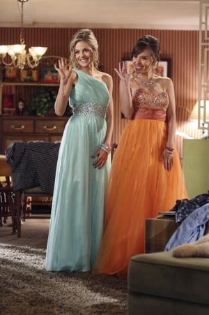 Brittany Ross, NATALIE LANDER @ BroadwayWorld Brittany Ross, NATALIE LANDER Photo