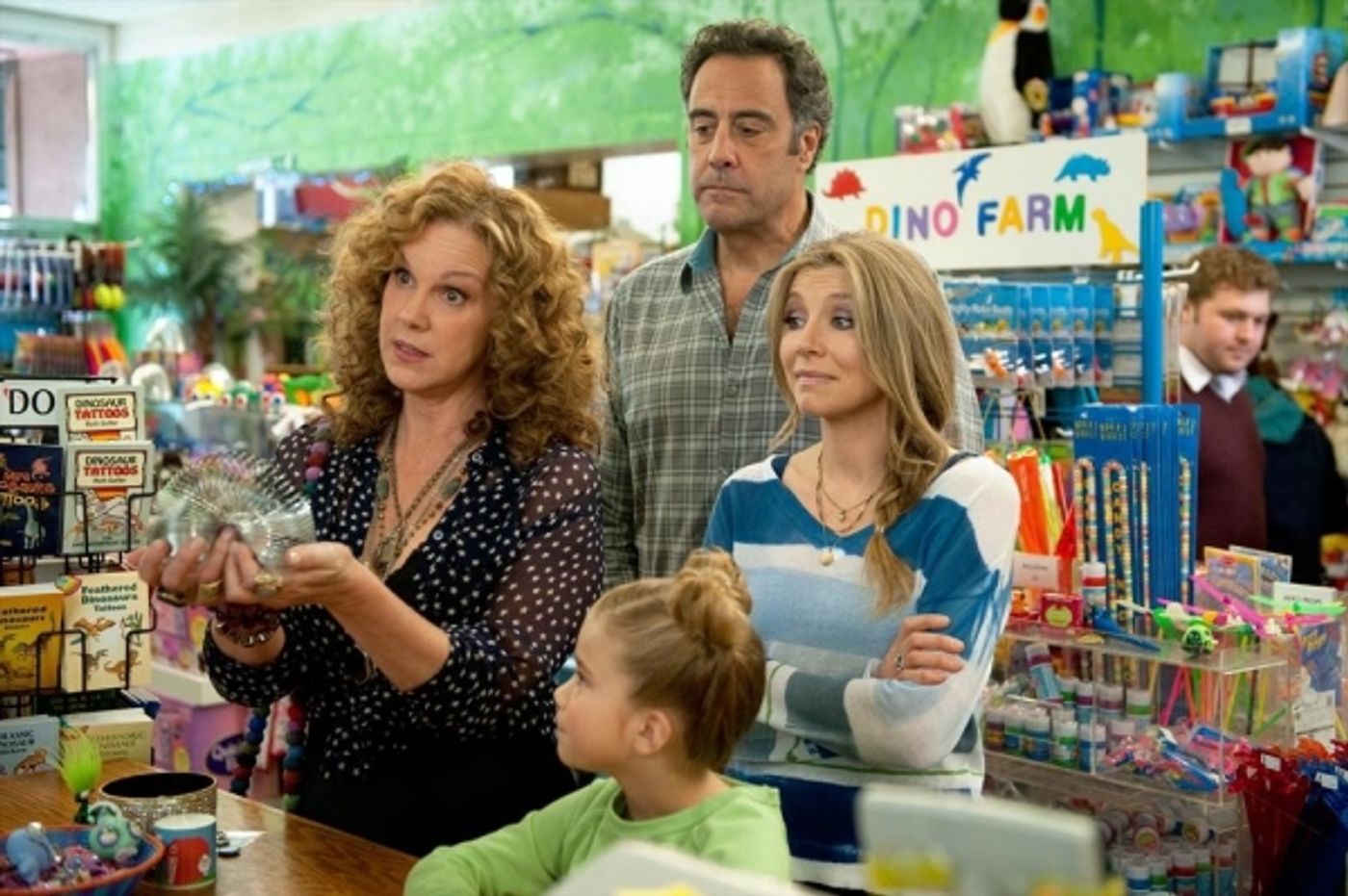 Photo Flash: HOW TO LIVE WITH YOUR PARENTS's 'How To Fix Up Your Ex,' Airing 5/8  Image