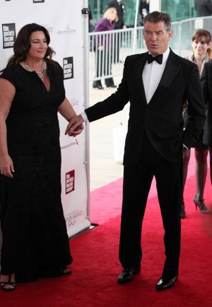 Keely Shaye Smith & Pierce Brosnan @ BroadwayWorld Keely Shaye Smith & Pierce Brosnan Photo