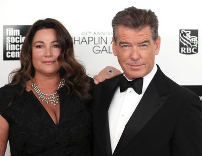 Keely Shaye Smith &amp; Pierce Brosnan Photo