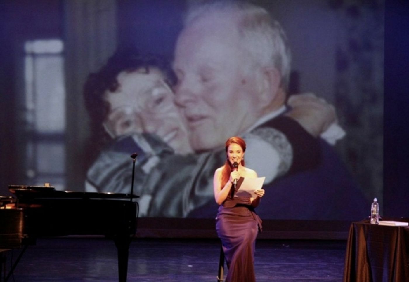 Photo Flash: Sierra Boggess Sings for Broadway Arts Factory!  Image