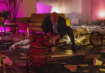 Michael Chiklis, Melinda Clarke Photo