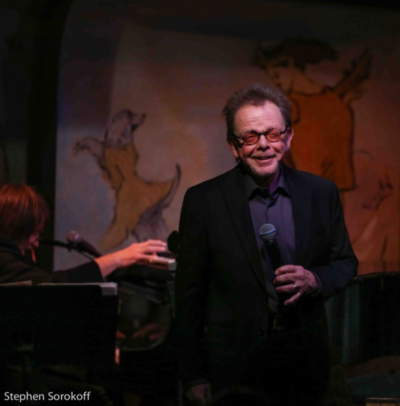 Photo Coverage: Paul Williams Opens at Cafe Carlyle  Image