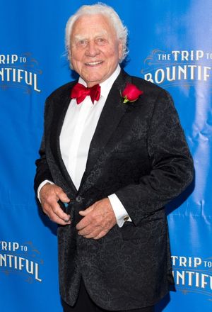 Joe Sirola @ BroadwayWorld Joe Sirola Photo