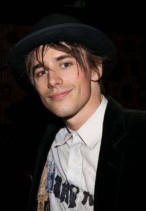 Reeve Carney @ BroadwayWorld Reeve Carney Photo