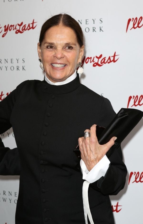 Ali MacGraw Photo