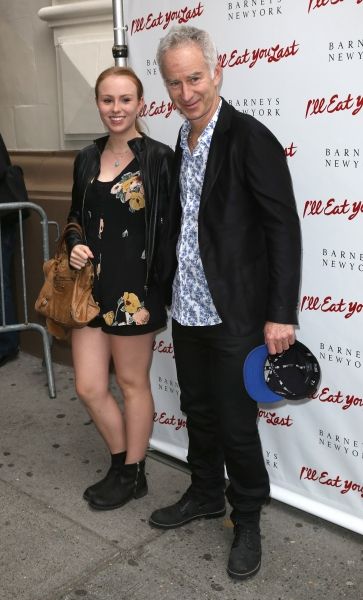 Photo Coverage: Bette Midler's I'LL EAT YOU LAST Opening Night Red Carpet — photo 41 of 63