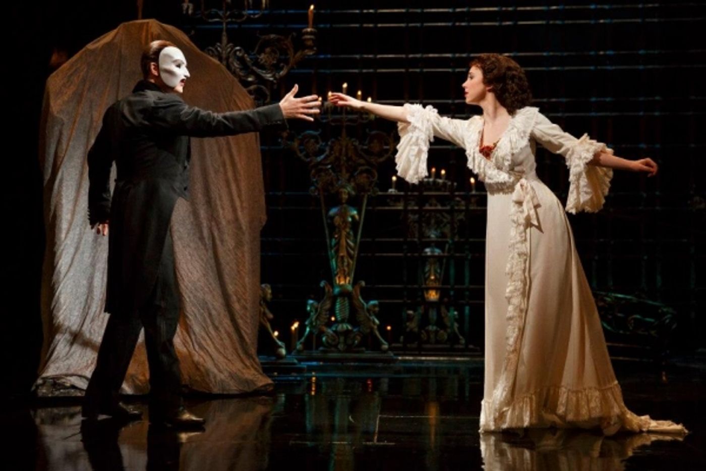 Photo Flash: Peter Joback Joins THE PHANTOM OF THE OPERA - First Look!  Image