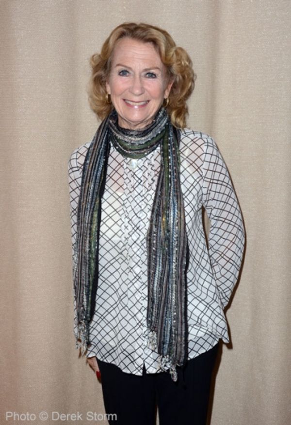 Juliet Mills Photo