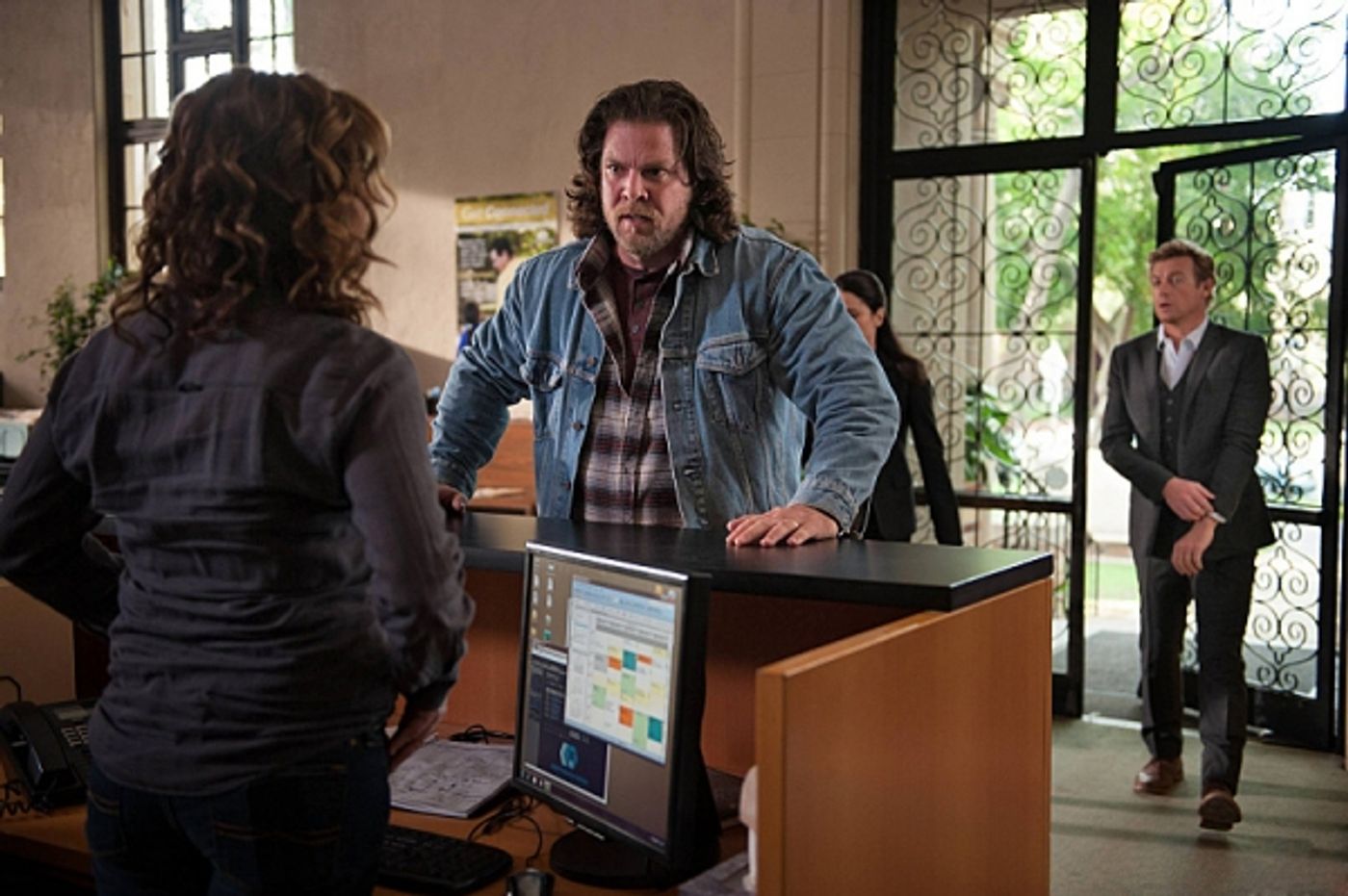 Photo Flash: THE MENTALIST's Season 5 Finale, Airing 5/5  Image