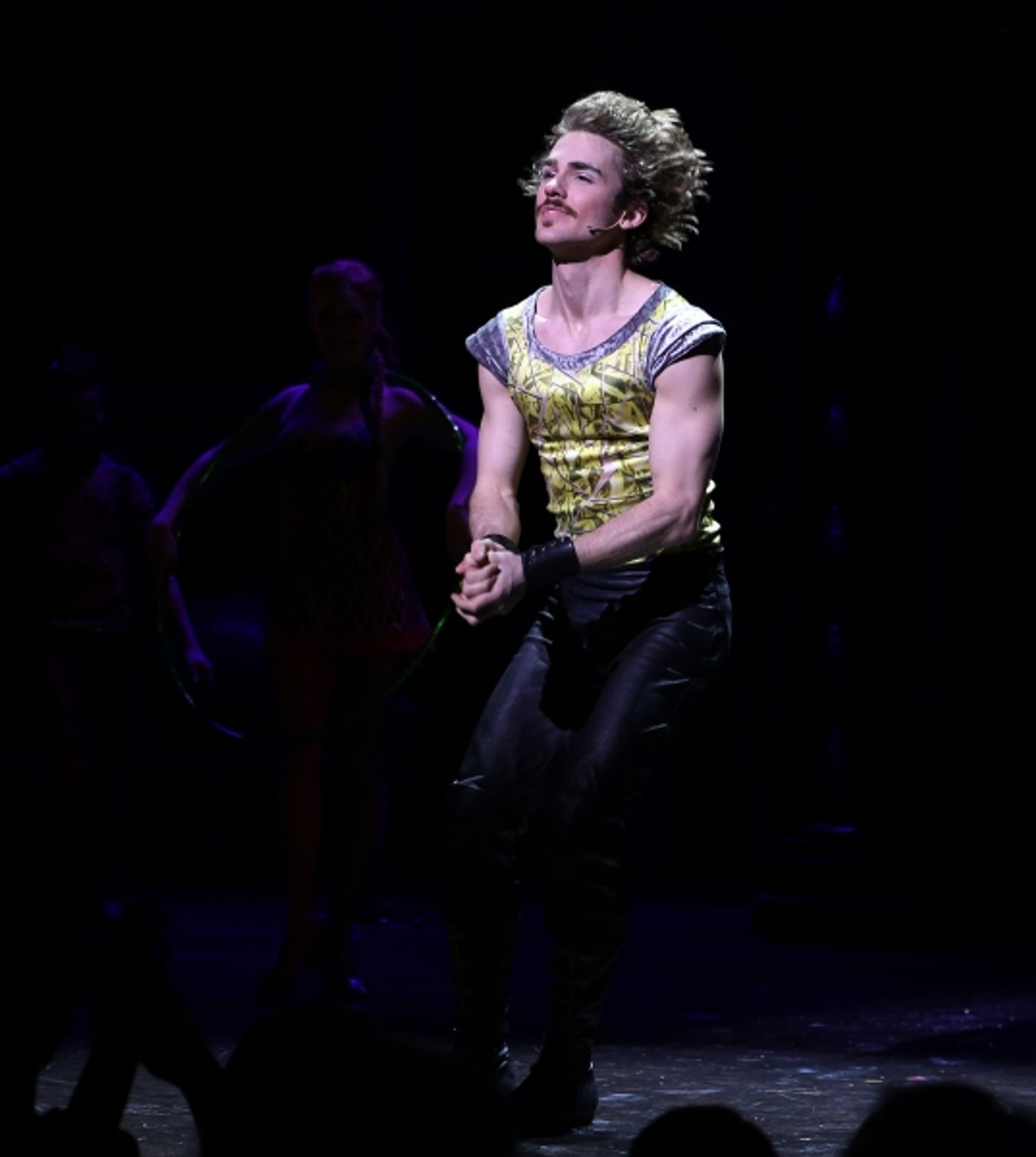 Photo Coverage: Spread a Little Sunshine with PIPPIN's Magical Opening Night Curtain Call! Image