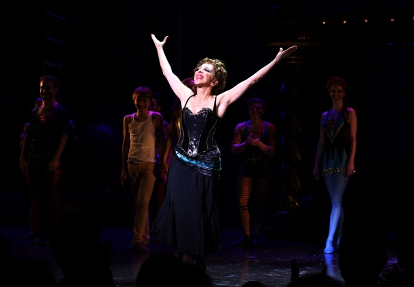 Photo Coverage: Spread a Little Sunshine with PIPPIN's Magical Opening Night Curtain Call! Image