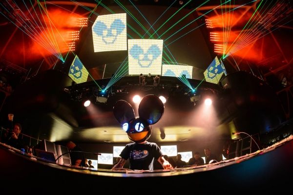 Photo Flash: deadmau5, Rev Run and Ruckus and Miguel Continue Grand Opening at Hakkasan Las Vegas — photo 4 of 9