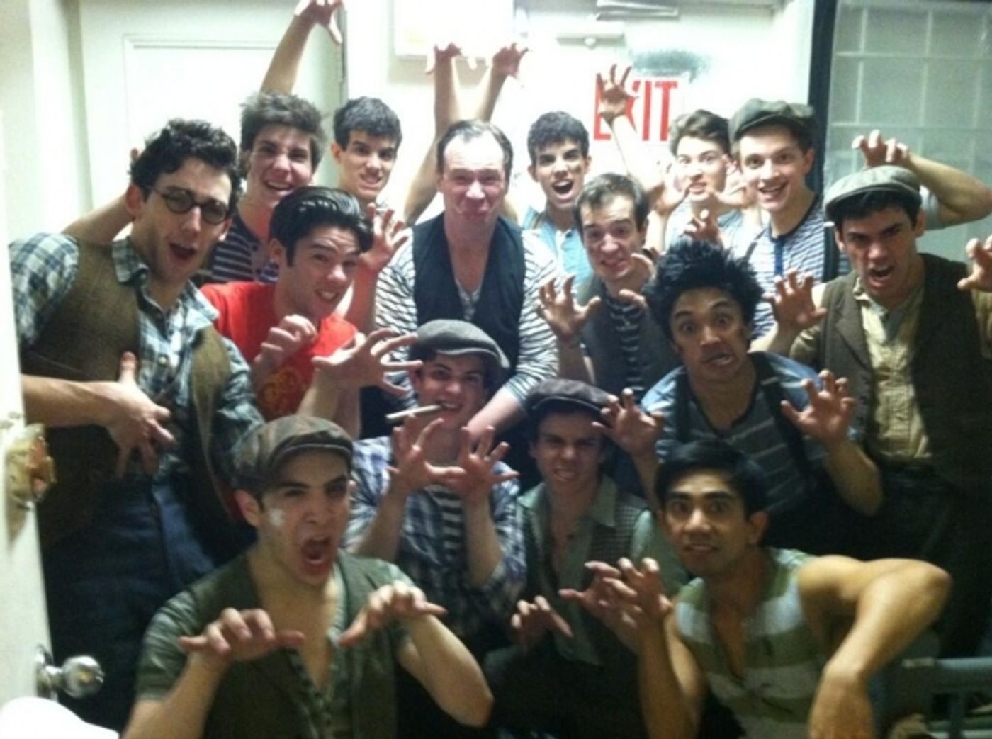 Photo Flash: Saturday Intermission Pics, April 27, Part 2 - PETER PAN Tour's Last SIP and More!  Image