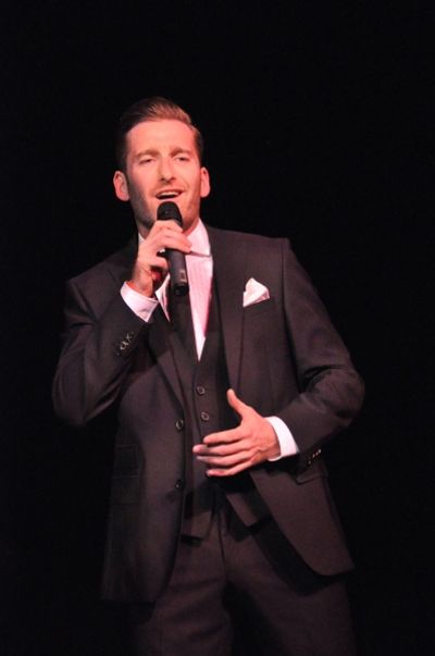 Paul Byrom Photo