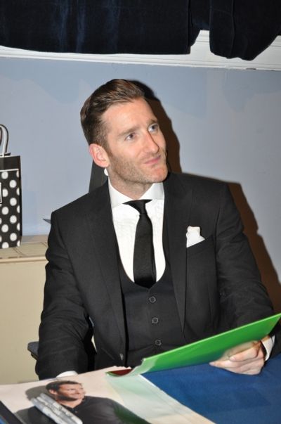 Paul Byrom Photo
