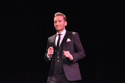 Paul Byrom Photo