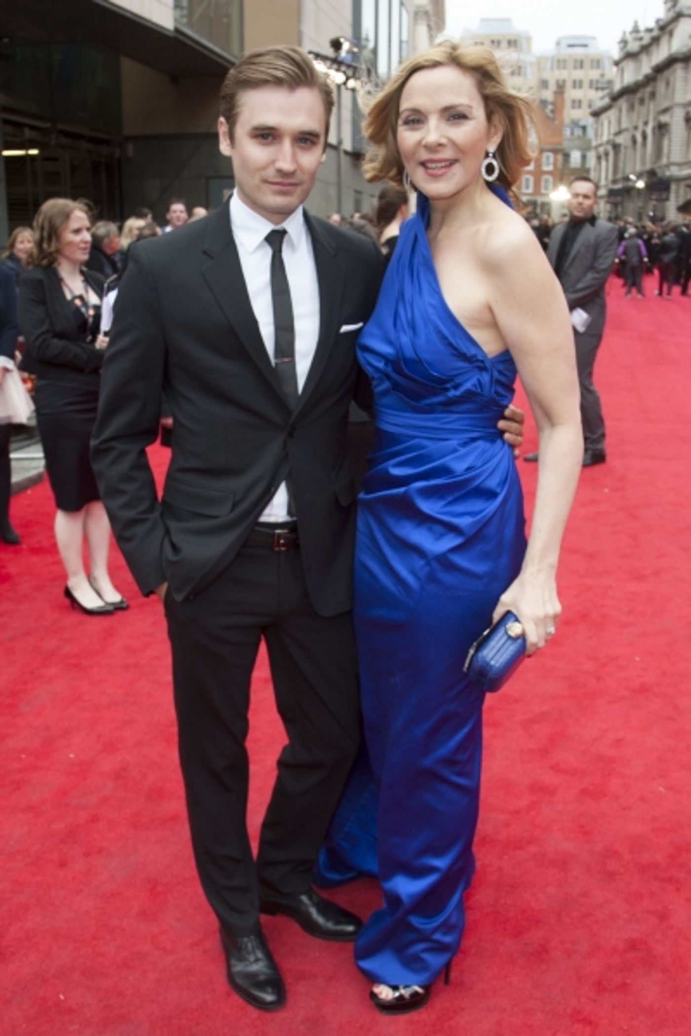 Photo Coverage: OLIVIERS 2013 - From The Red Carpet, Featuring Radcliffe, Cattrell, Menzel and More!  Image