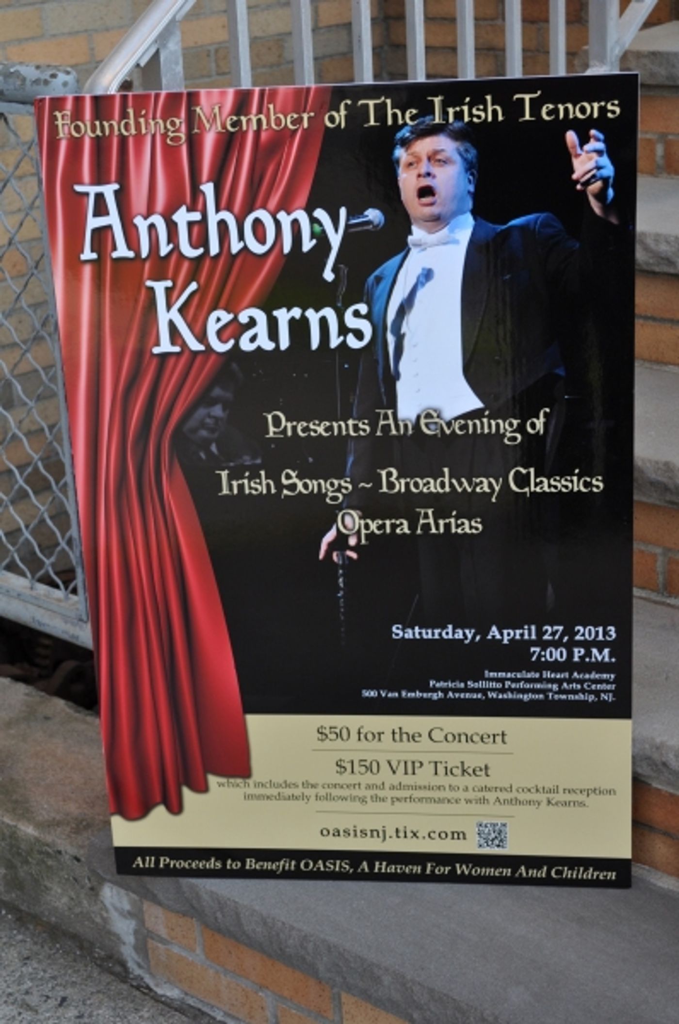 Photo Coverage: Tenor Anthony Kearns Plays Benefit Concert for OASIS  Image