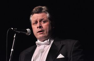 Anthony Kearns @ BroadwayWorld Anthony Kearns Photo