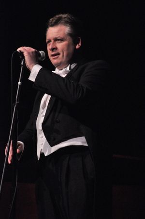 Anthony Kearns @ BroadwayWorld Anthony Kearns Photo