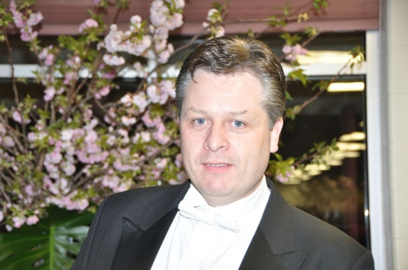 Photo Coverage: Tenor Anthony Kearns Plays Benefit Concert for OASIS  Image