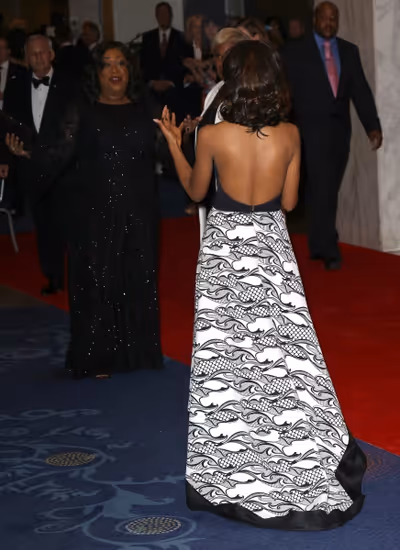 Shonda Rhimes & Kerry Washington   Photo