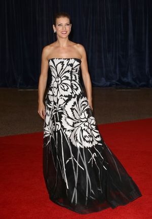 Kate Walsh @ BroadwayWorld Kate Walsh Photo